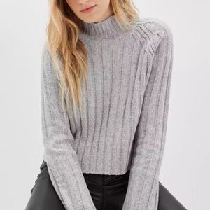 American Eagle Gray Snowsoft Mock Neck Sweater - M